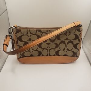 Coach handbag signature wristlet brown